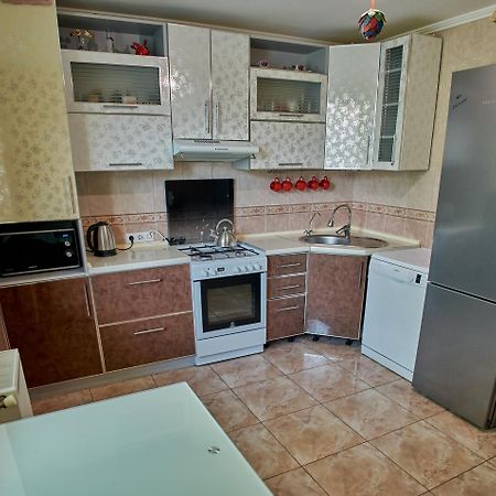 Vacation Home Lubov Kamianets Podilskyi Bagian luar foto