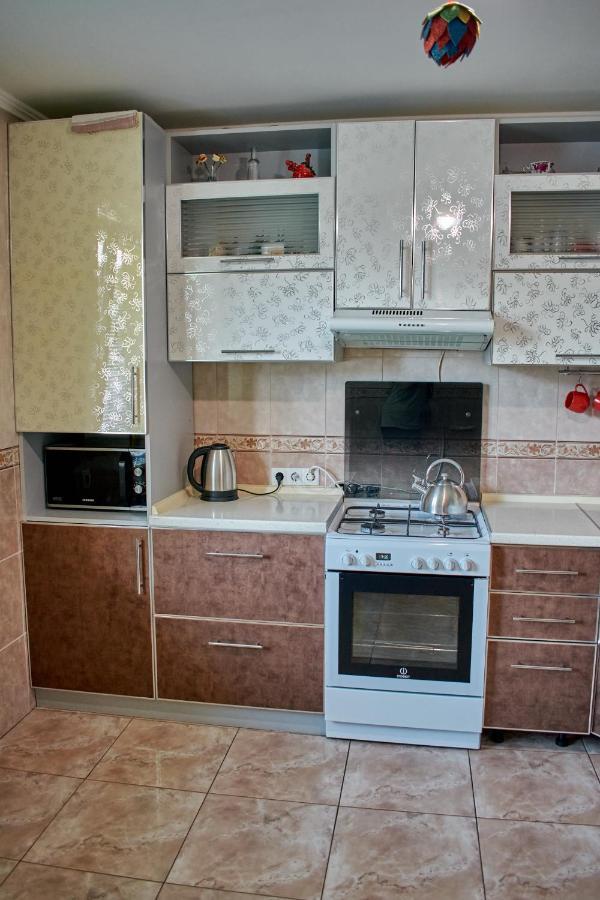 Vacation Home Lubov Kamianets Podilskyi Bagian luar foto