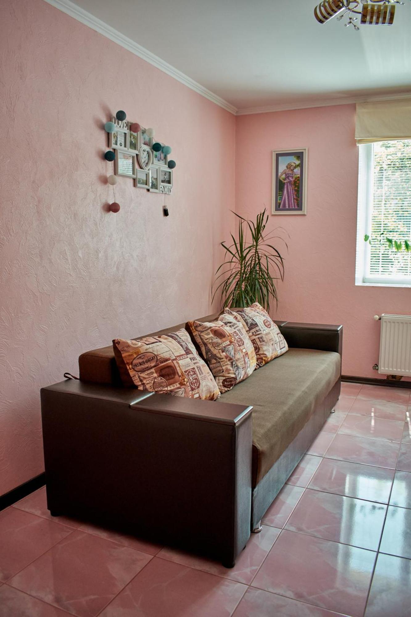 Vacation Home Lubov Kamianets Podilskyi Bagian luar foto