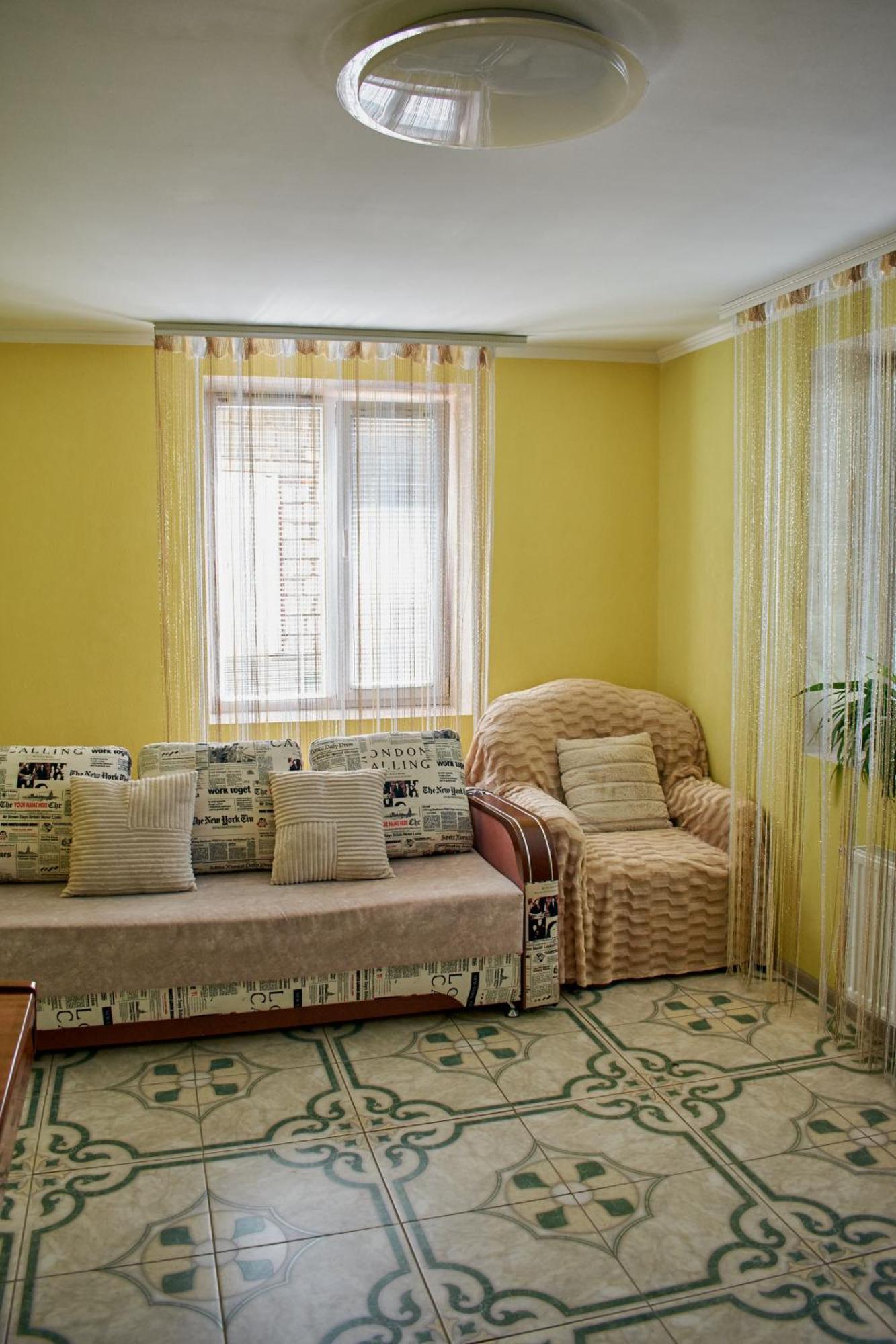 Vacation Home Lubov Kamianets Podilskyi Bagian luar foto